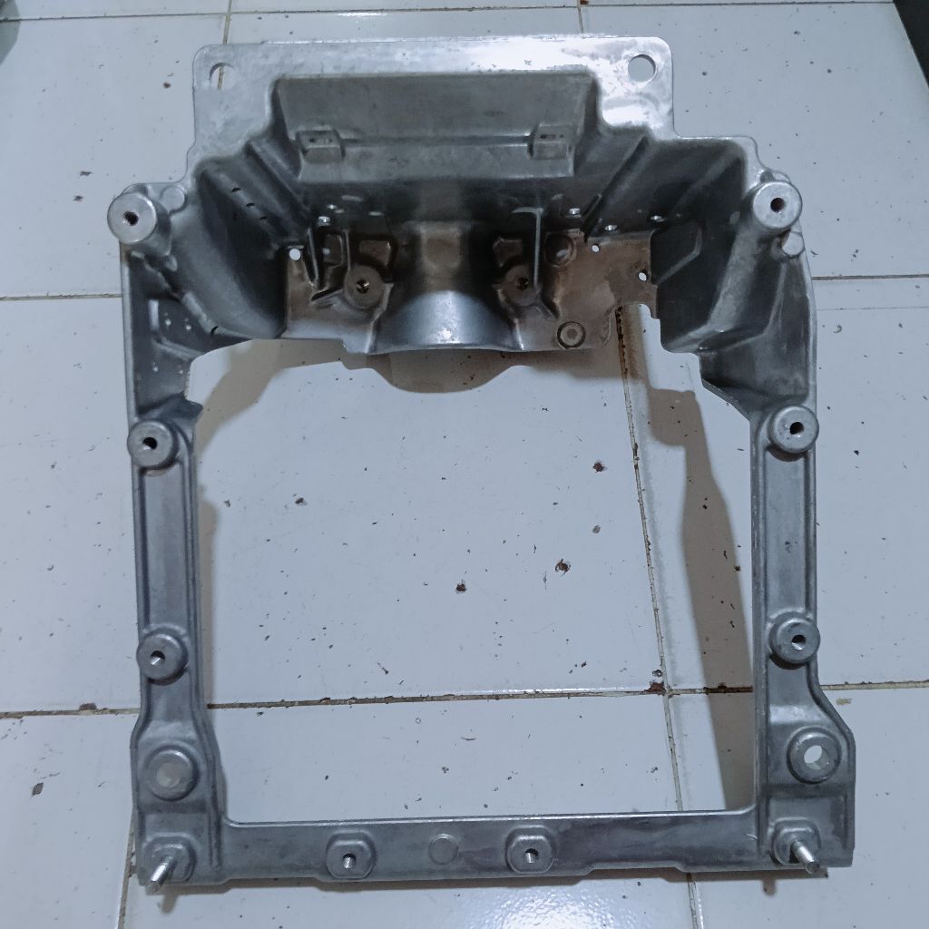 SUPPORT SUB ASSY 55108-EW020 DUDUKAN BRAKET STIR HINO 500 FM260 FM280