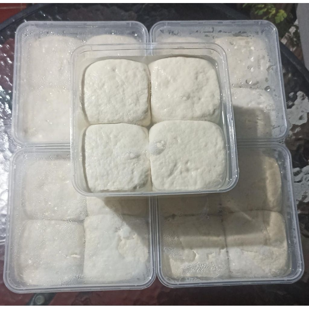

Tahu Susu Sutra premium Original 1box isi 8 Uk gede