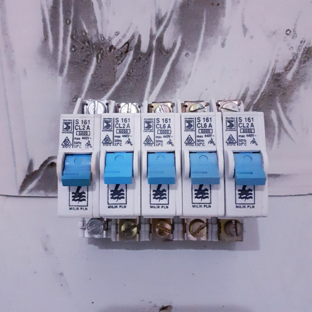 mcb bbc s 161 cl 2 cl 4  bekas