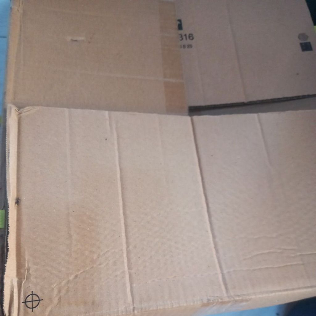 

TAMBAHAN KARDUS PACKING BIAR AMAN