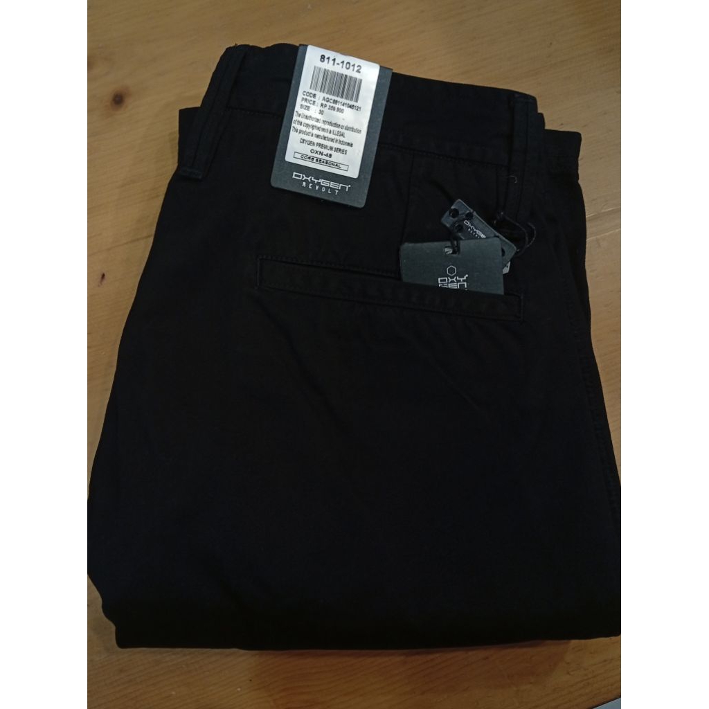 Celana Pendek Chinos Oxygen Original black/hitam 811-1012