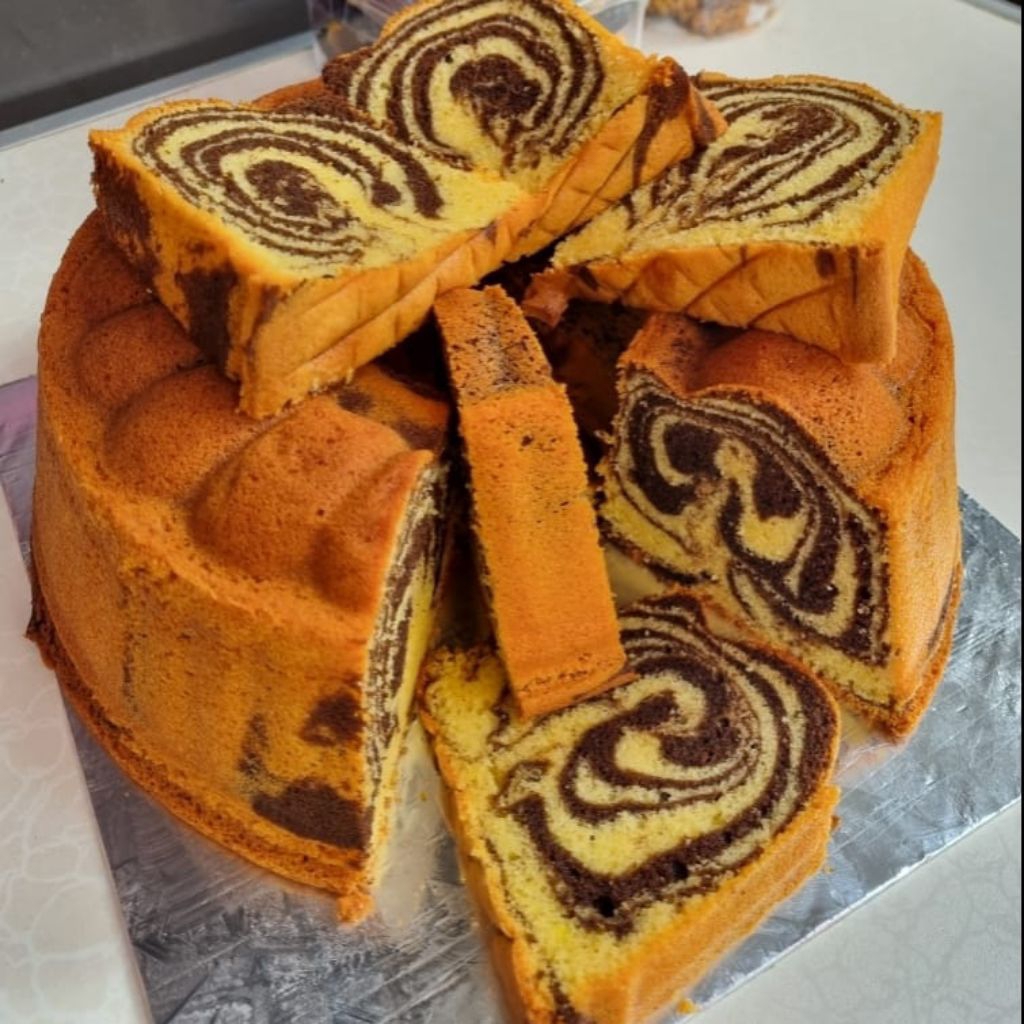 

Bolu marmer 1/4 loyang ( 7 slice ) / bolu macan