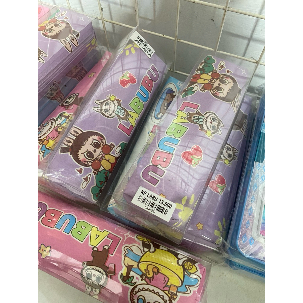 

Kotak Pensil Labubu | Tempat Pensil Anak