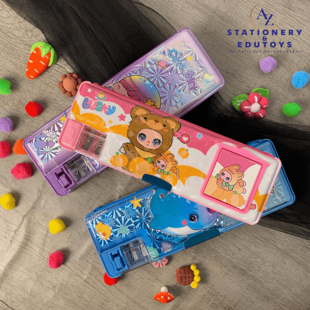 

Kotak Pensil Anak Pencil Case Squeezy Magnet Lucu Motif Hologram & Kalkulator