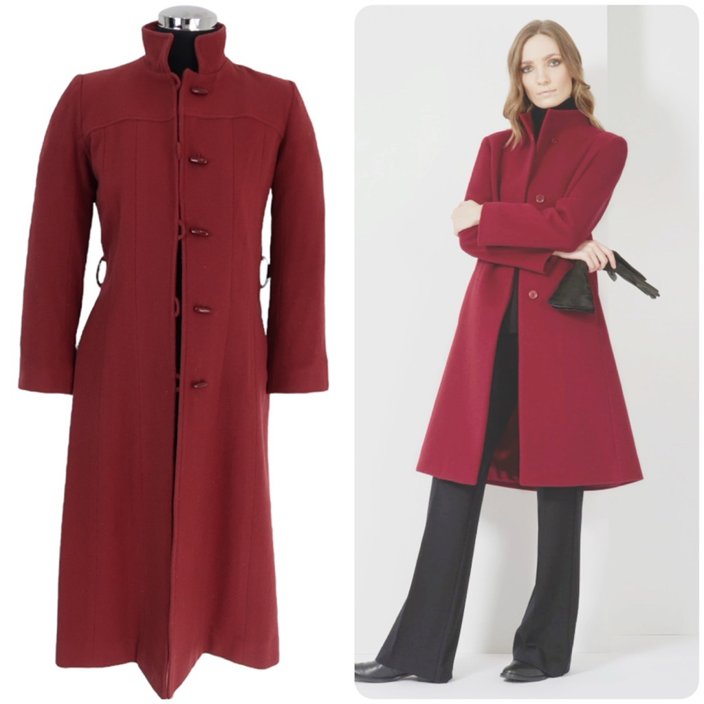 Women coat brand Poler style