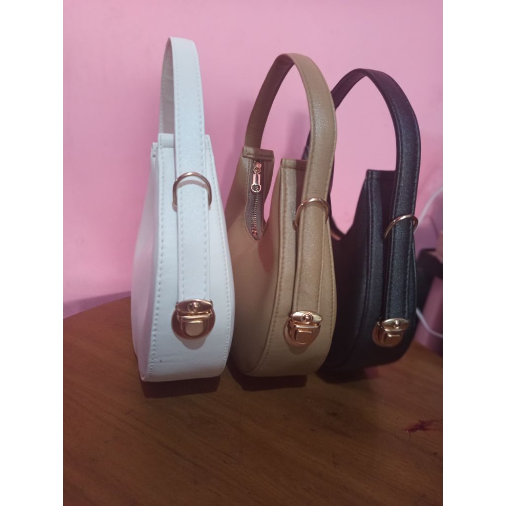 RESHA BAG Tas wanita,tas bulan sabit