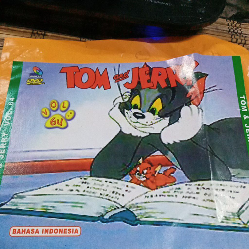VCD TOM & JERRY C006