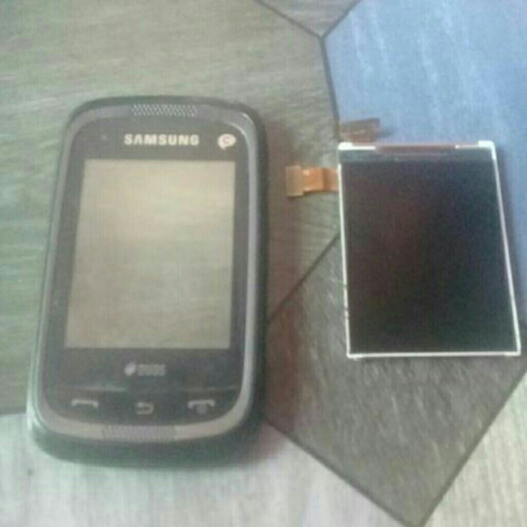 LCD + TOUCREAN SAMSUNG CHAMP NEO DUOS C3303i