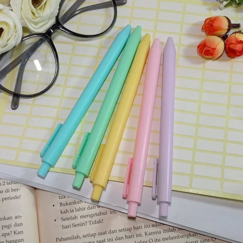 

Rainbow Pen, Pulpen Tinta Hitam Case Warna Warni by Everything Rainbow