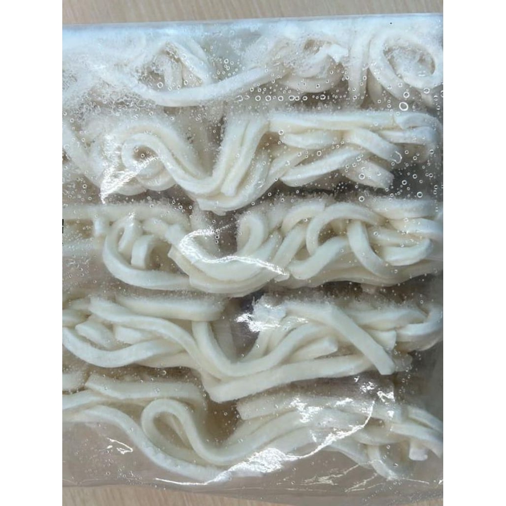 

MIE UDON HALAL/ MIE UDON MENTAH 1KG