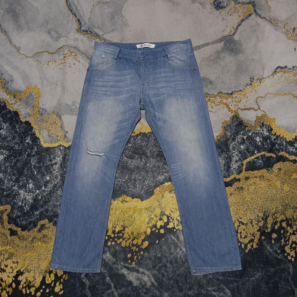 Celana Jeans Levis 522 Slim