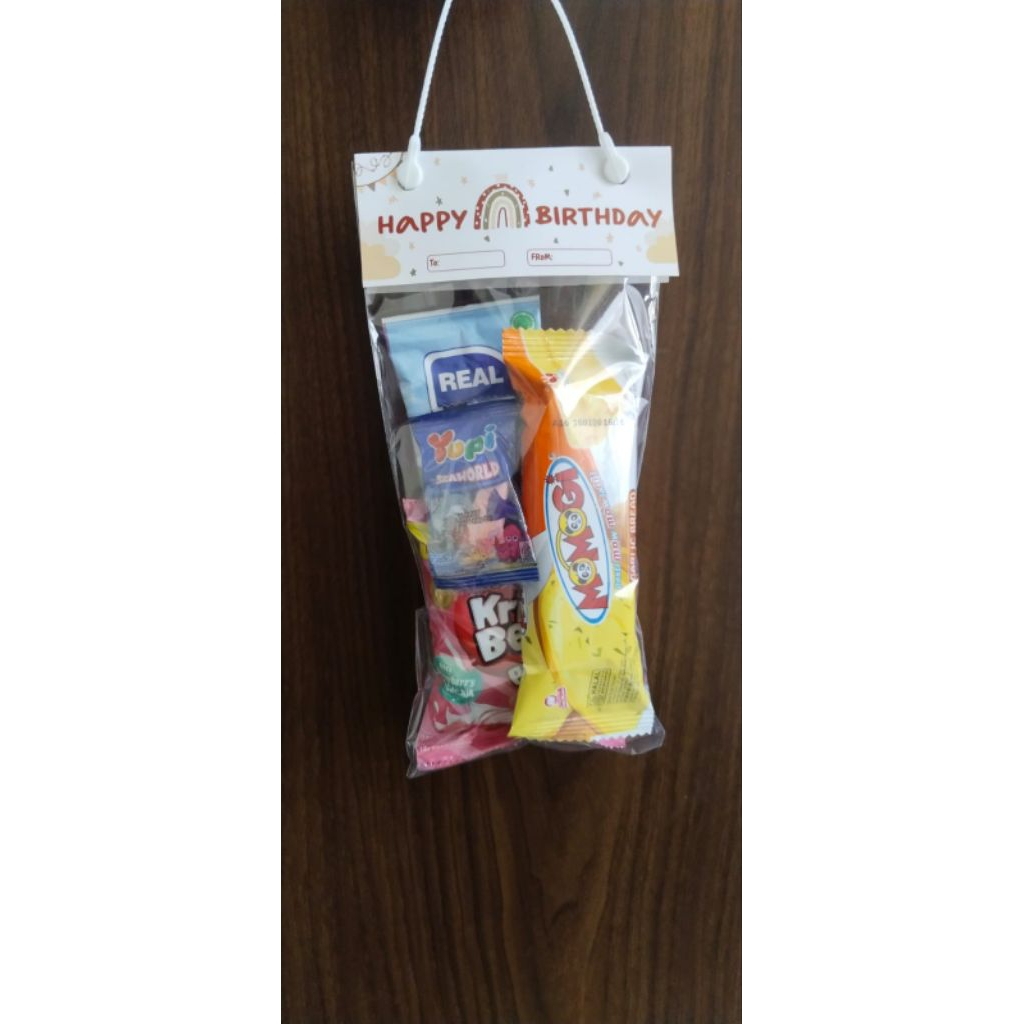 

snack ulang tahun anak // paket hampers ulang tahun // bingkisan ulang tahun anak