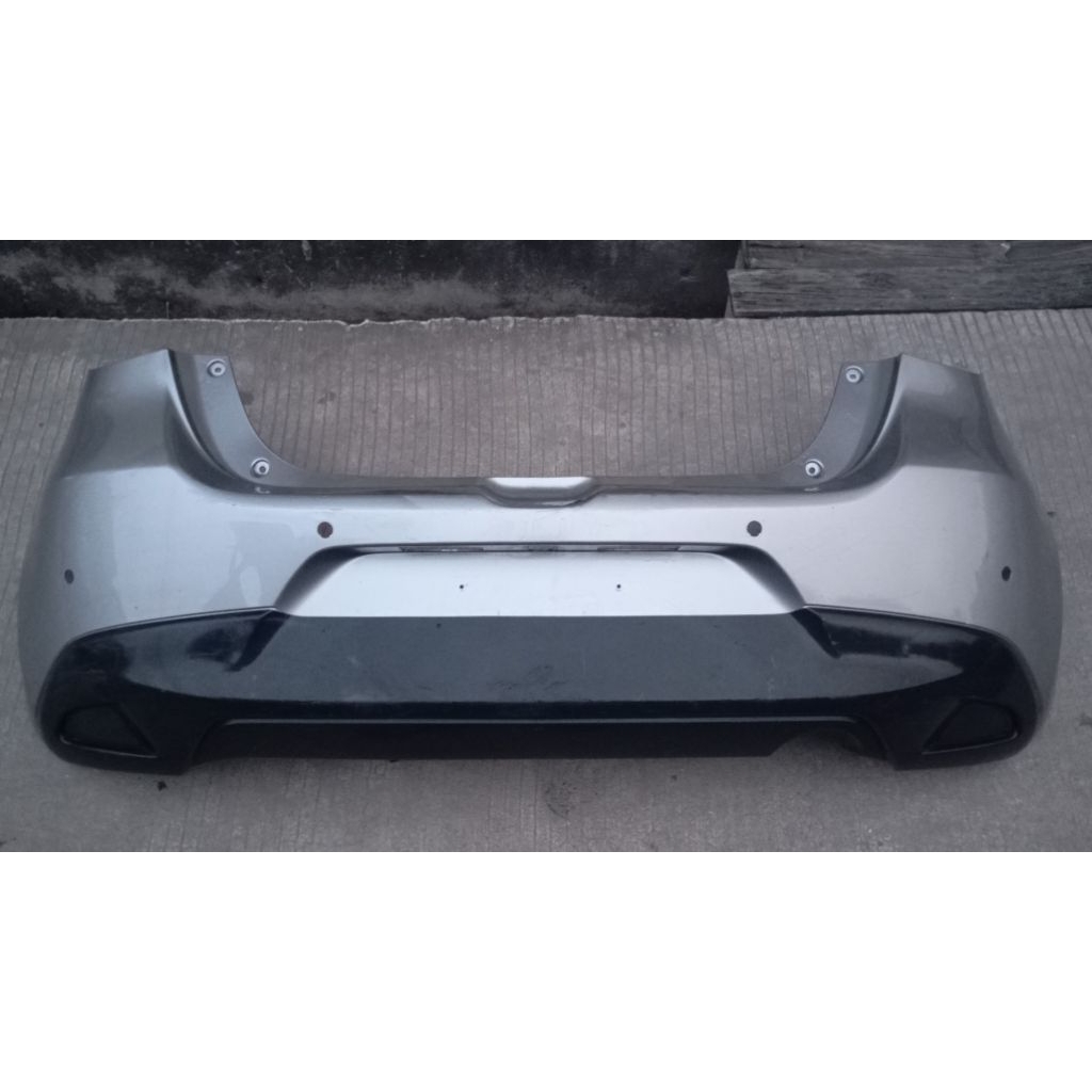 Bumper Belakang Mazda 2 Skyactive Shecond Original