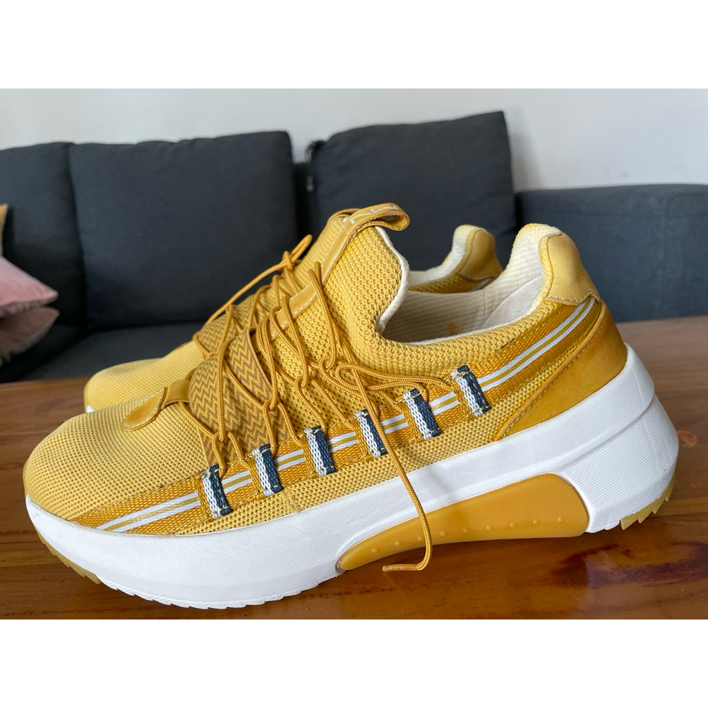 Preloved Skechers Mark Nason Ukuran 39 Original