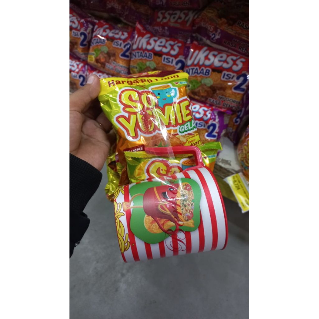 

PROMO 20 PCS SO YUMIE MIE GELAS BONUS GELAS ALL VARIAN RASA AYAM BAWANG / BASO / SOTO