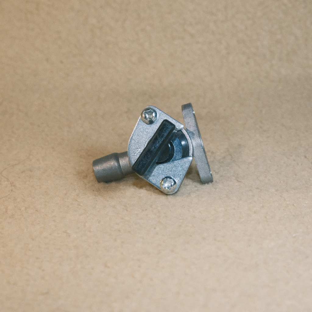 FUEL COCK KRAN MINYAK KARBURATOR STD MINI GP MINITRAIL MINI ATV 50CC 2T MESIN TARIK FUEL CONTROL VAL