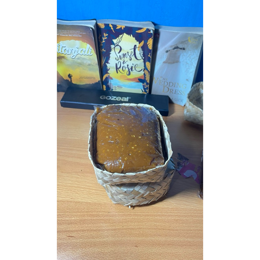 

JENANG WIJEN|DODOL GULA JAWA DENGAN WIJEN|1KG
