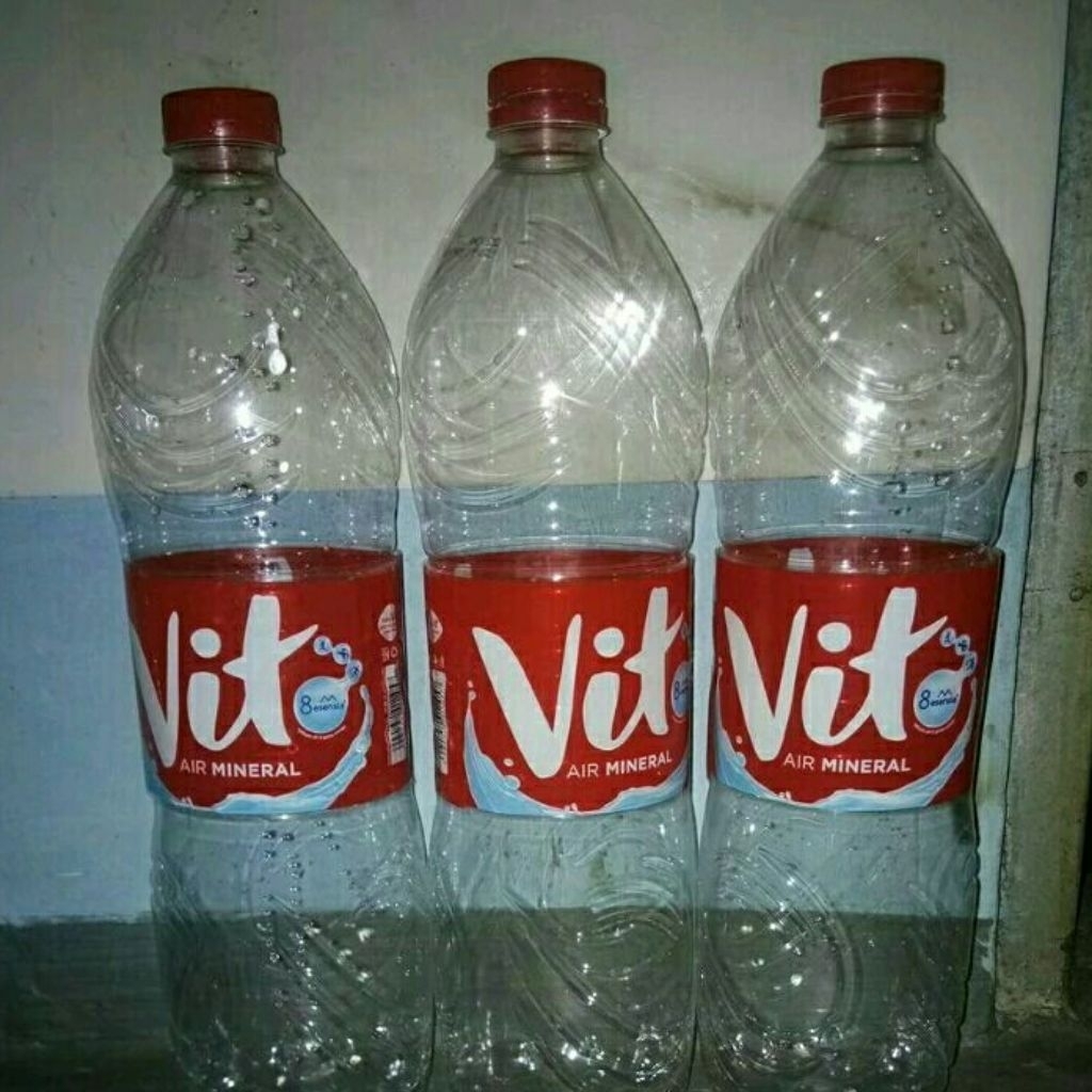 

Botol VIT Kosong bekas 1500 Ml isi 6 pcs