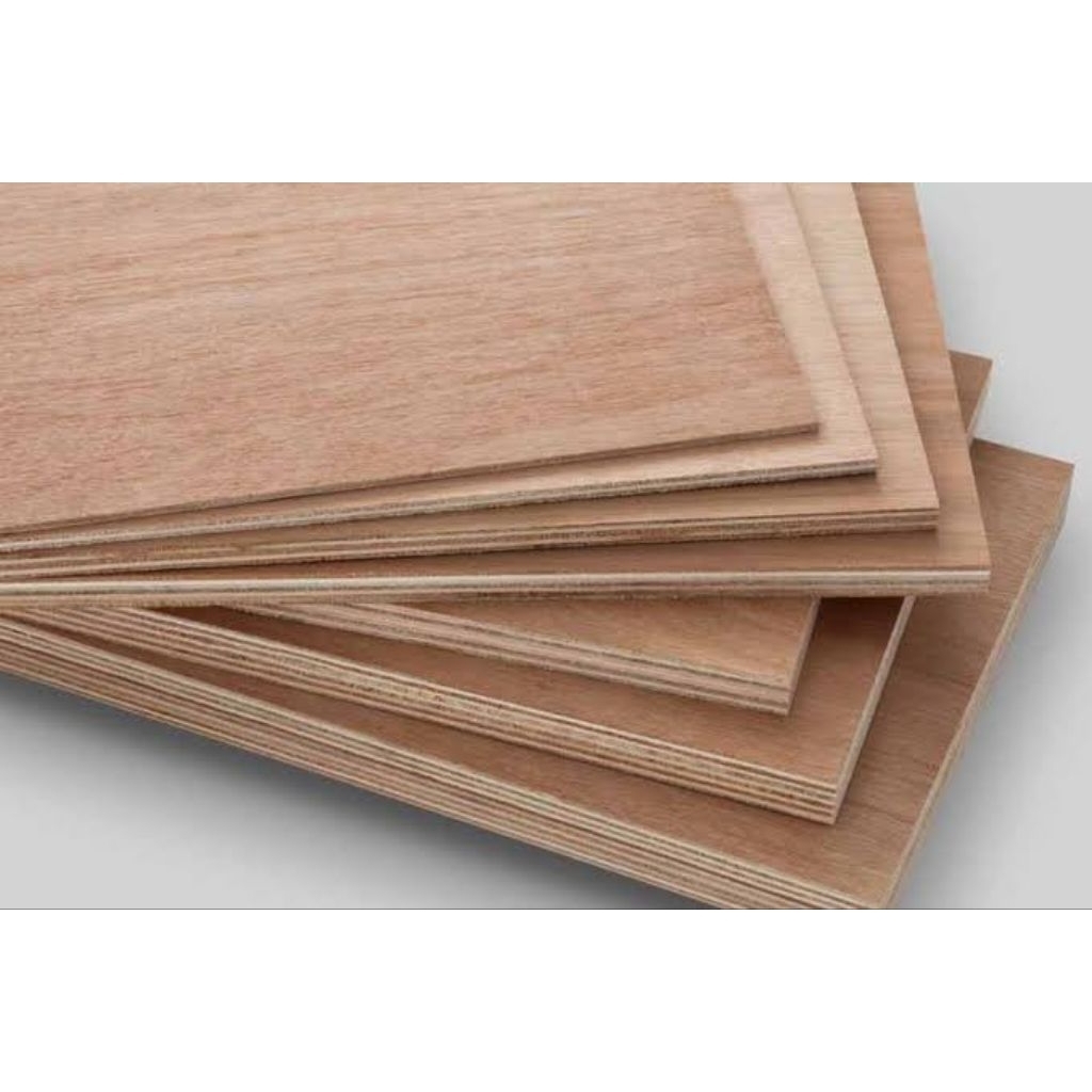 Triplek potong ukuran 60cm×40cm tebal 5ml,permukaan halus.