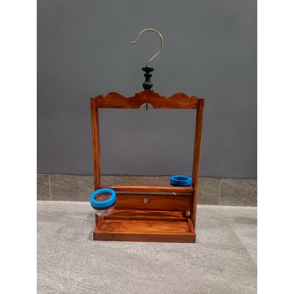 Sangkar Burung Layang Kutilang Tekukur Kayu Jati Landa Warna Coklat Walnut Aesthetic Model Mahkota U