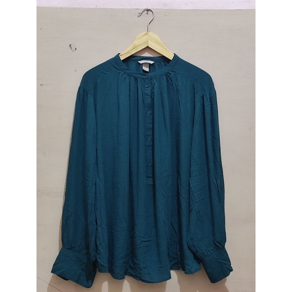 Top wanita/ Atasan cantik H&M/ Atasan big size wanita/ Green Top wanita/ Kemeja wanita oversize/ Pre