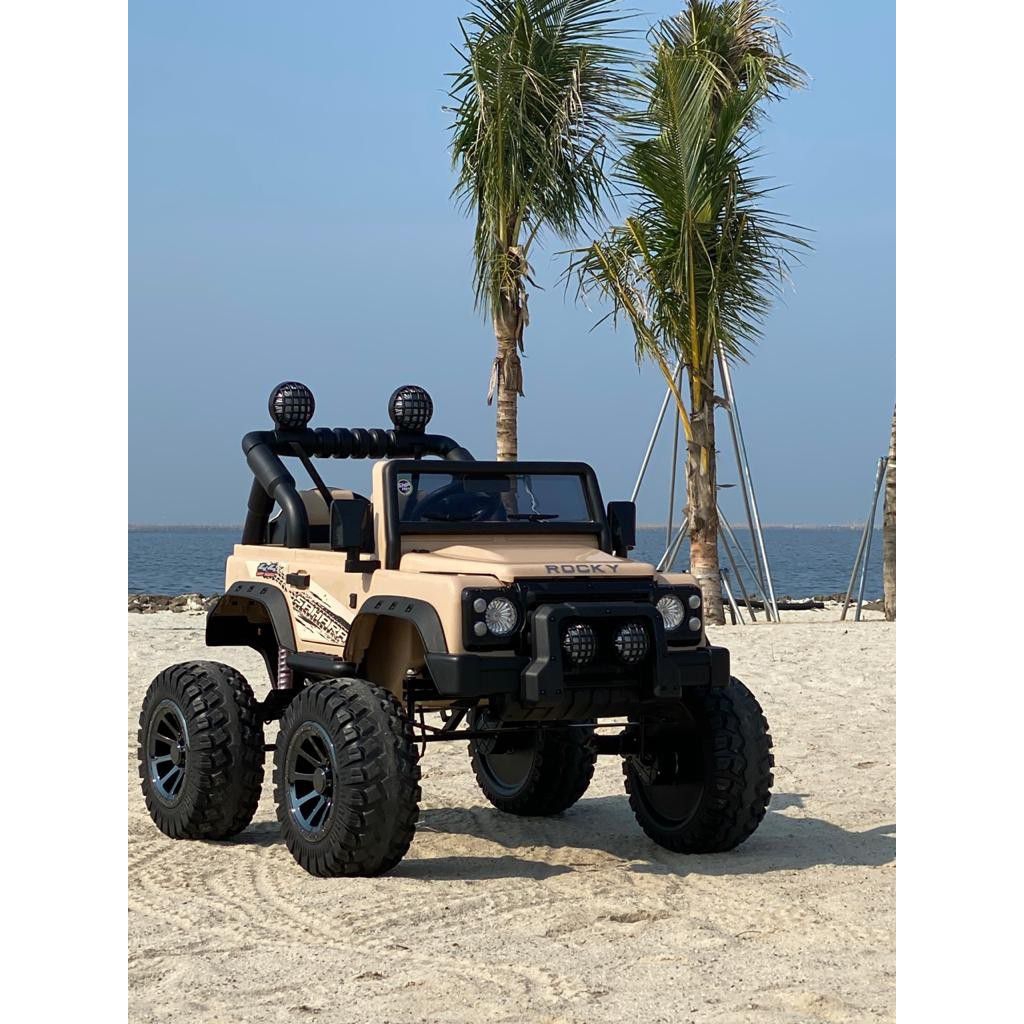 Mobil aki jeep jumbo Volta sahara/himalaya