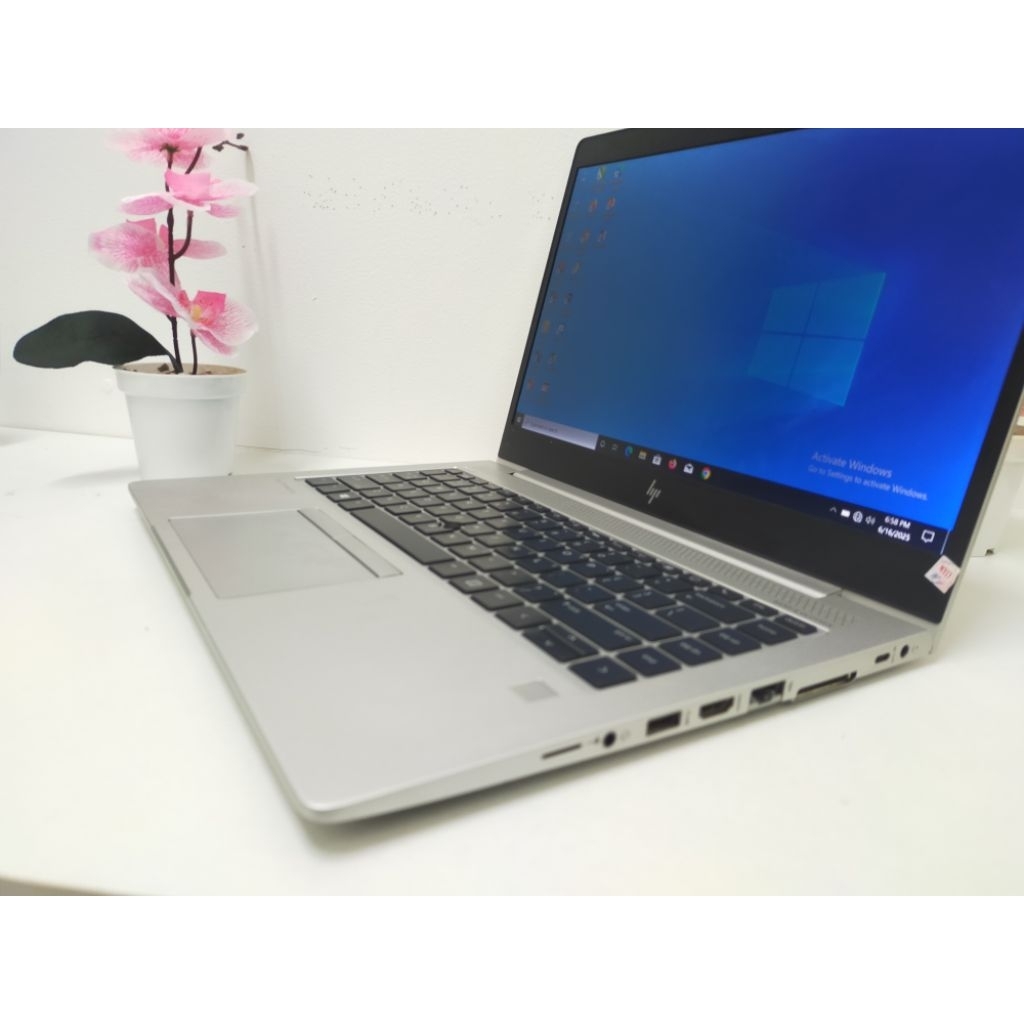 Laptop Geming hp ELITEBOK 745 G5 AMD Ryzen 5 Ram 8GB SSD 256GB Camera