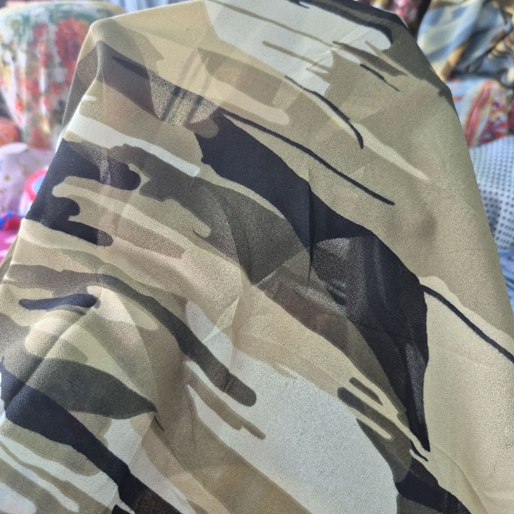 kain ceruti motif garment import-harga persetengah meter