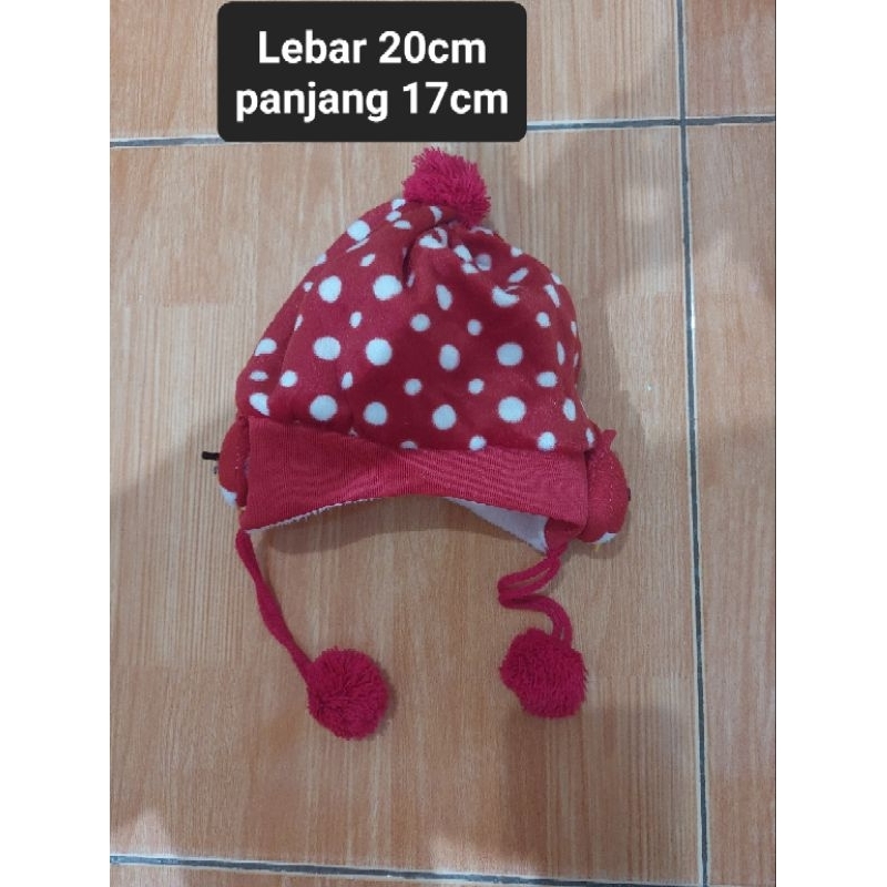 Topi anak preloved secondhand seken bekas. Topi perempuan / cewek anak-anak