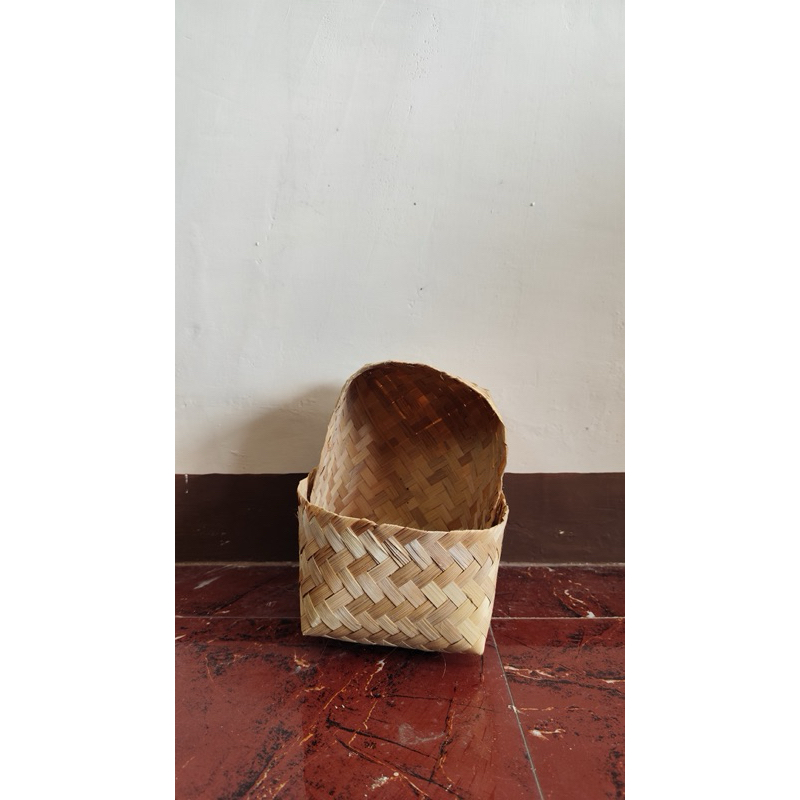 

Besek Bambu Murah – Wadah Makanan & Bingkisan Serbaguna