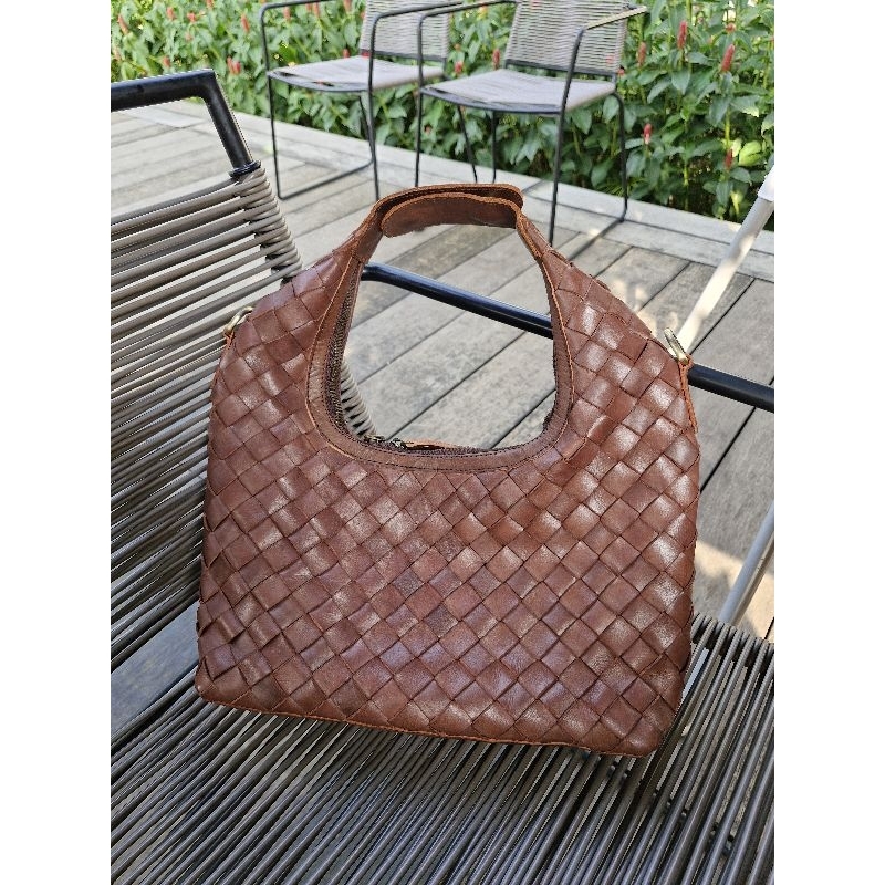 Tas anyam kulit sapi asli