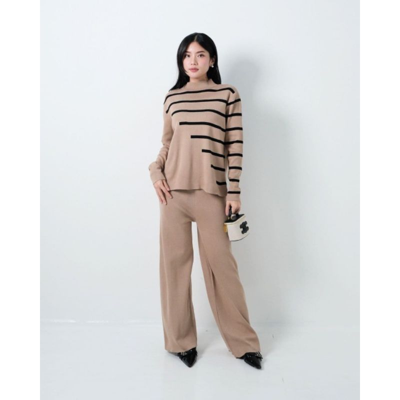 FAMVOUGE | Yuumi Long Sleeve Cullote Set