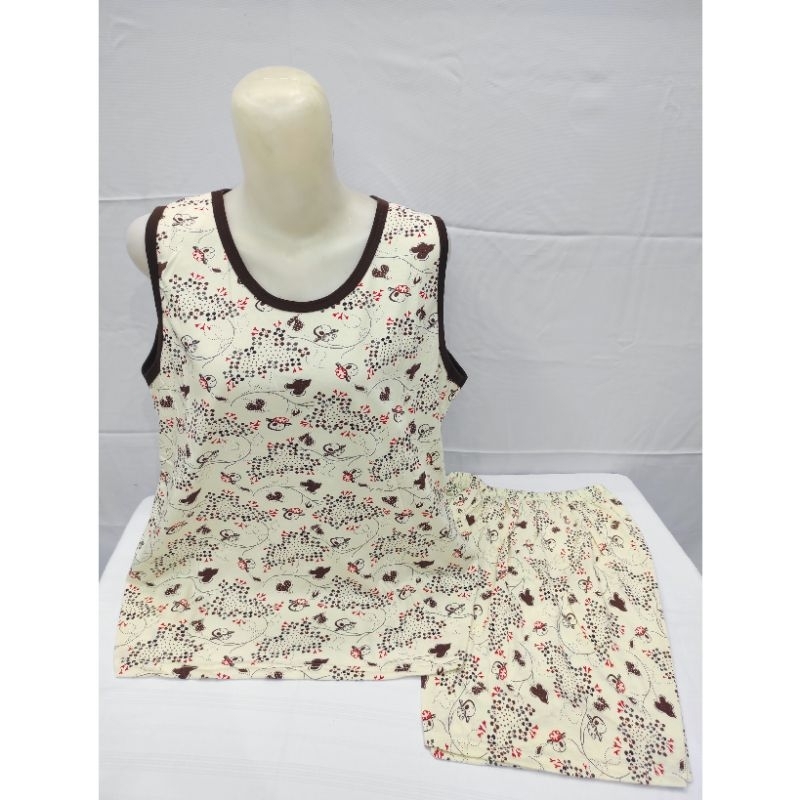 BKH XL Kaos Oblong St.Babydoll Kutung-Celana Pendek