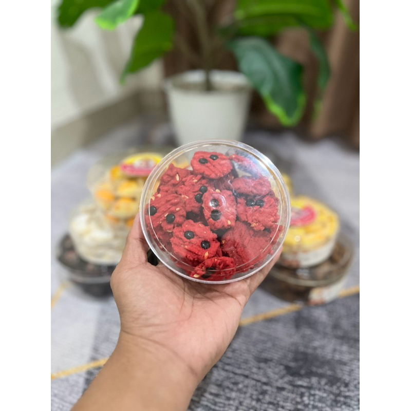 

KUE KERING LEBARAN RED VELVET CHIPS | MURAH ENAK by OMA COOKIES | BEST SELLER - PREMIUM