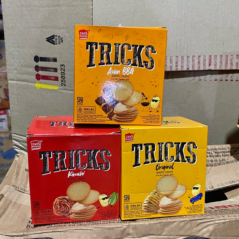 

TRICKS Crisps Biskuit Kentang Baked Chips 1 box isi 10