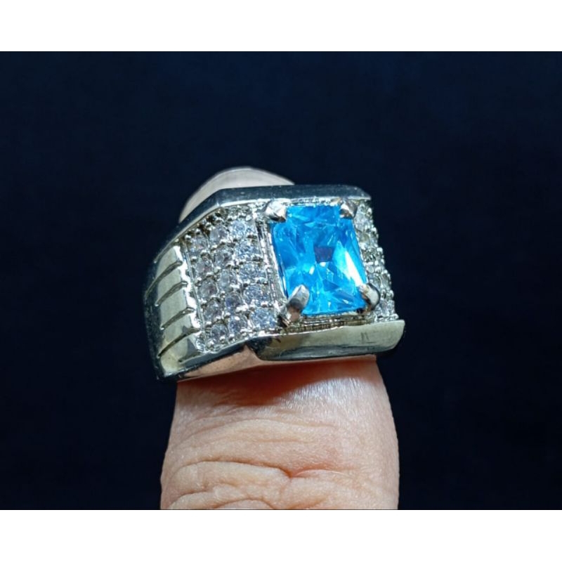 BATU CINCIN PERMATA BLUE TOPAZ ASLI NATURAL LENGKAP DENGAN SERTIFIKAT