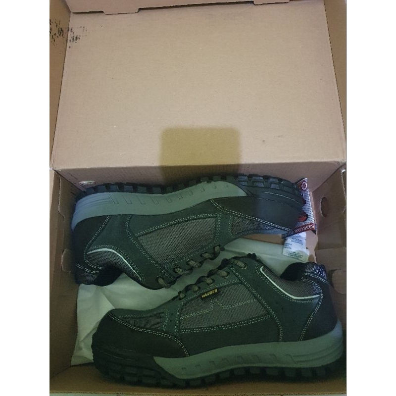 Sepatu hiking/mendaki safety Valdi's