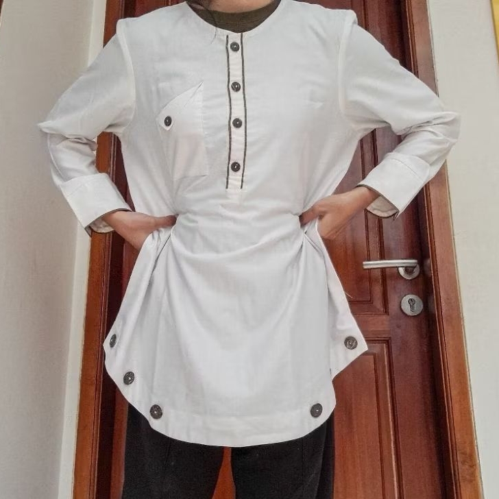 Preloved Tunik Blouse Kemeja Putih Wanita Katun Gamis Muslim Dress Branded Thrift Broken White