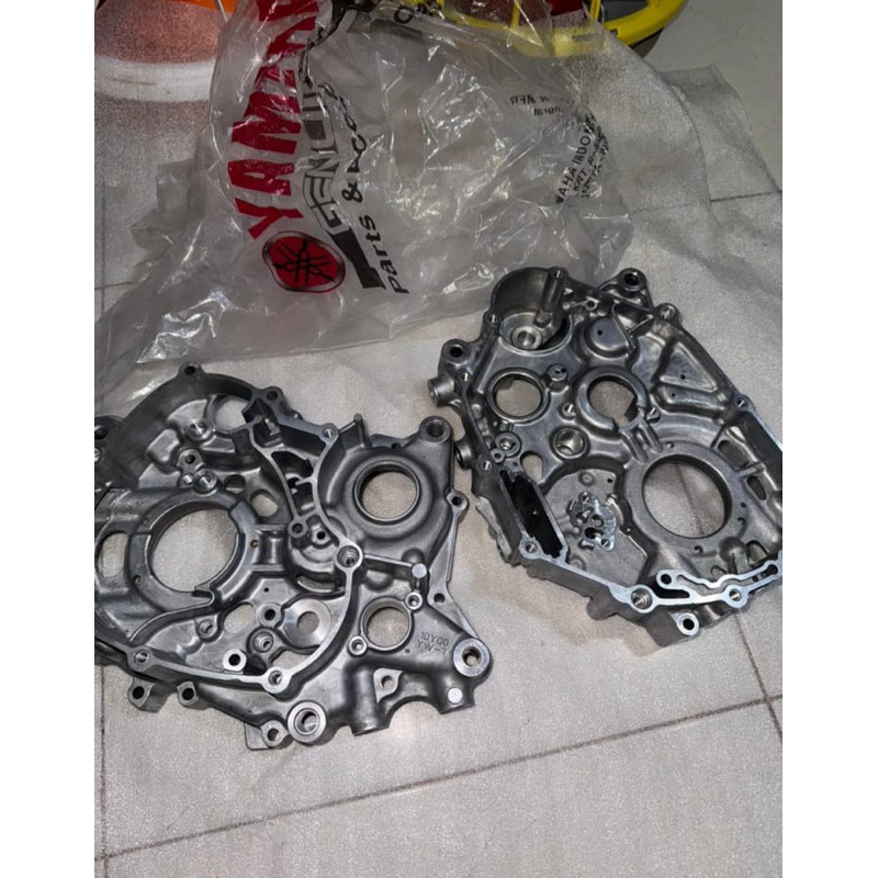 Crangcase Jupiter z 5Tp Bak Mesin Tengah Jupiter Z Original baru Bahan Balap krengkes mesin jupiter 