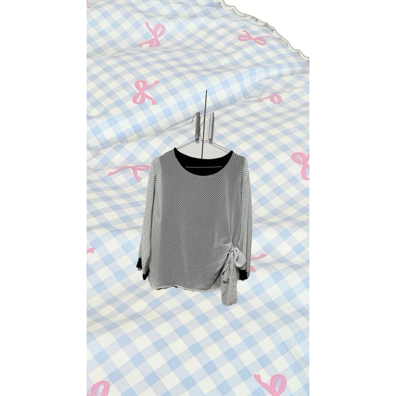 [ preloved ] - blouse polkadot