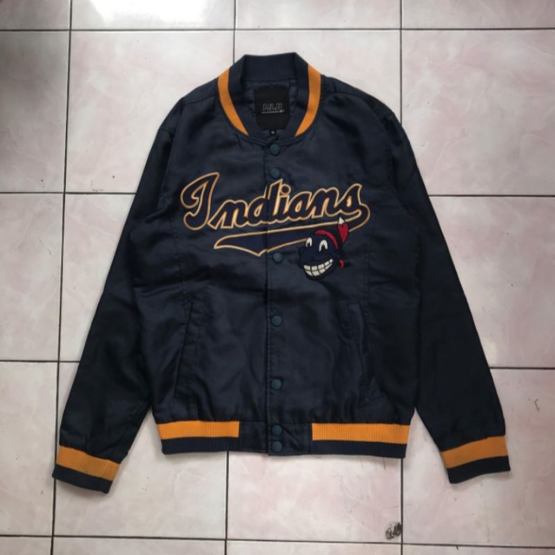 Varsity mlb second