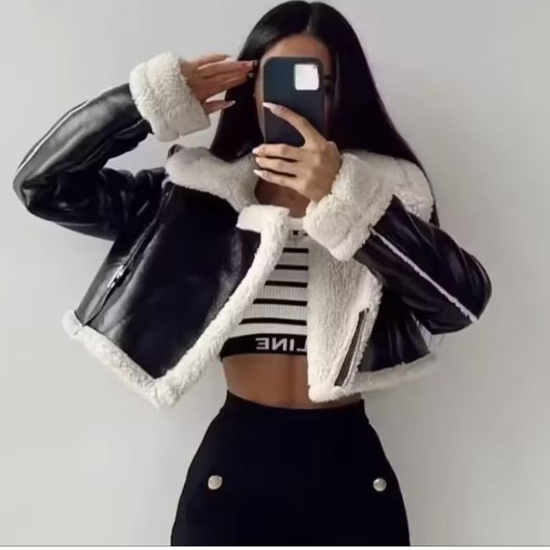 Jacket Wanita Trendy Model Crop - Jacket Wanita Mantel Bulu Casual - Jacket Style Fashion Wanita