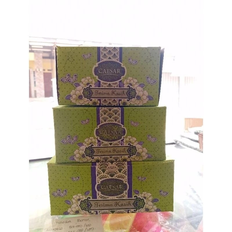 

Dus Snack Batik Caesar Perpack isi 100 pcs