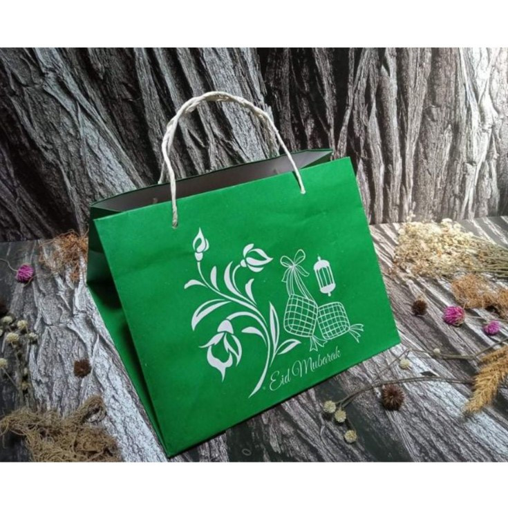 

5 Pcs Paperbag Hijau Idul Fitri Tas Kertas Kemasan Parcel Lebaran 25x25x20cm