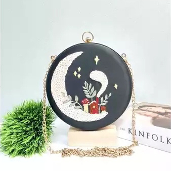 CRESCENT CLUTCH BAG EMBROIDERY