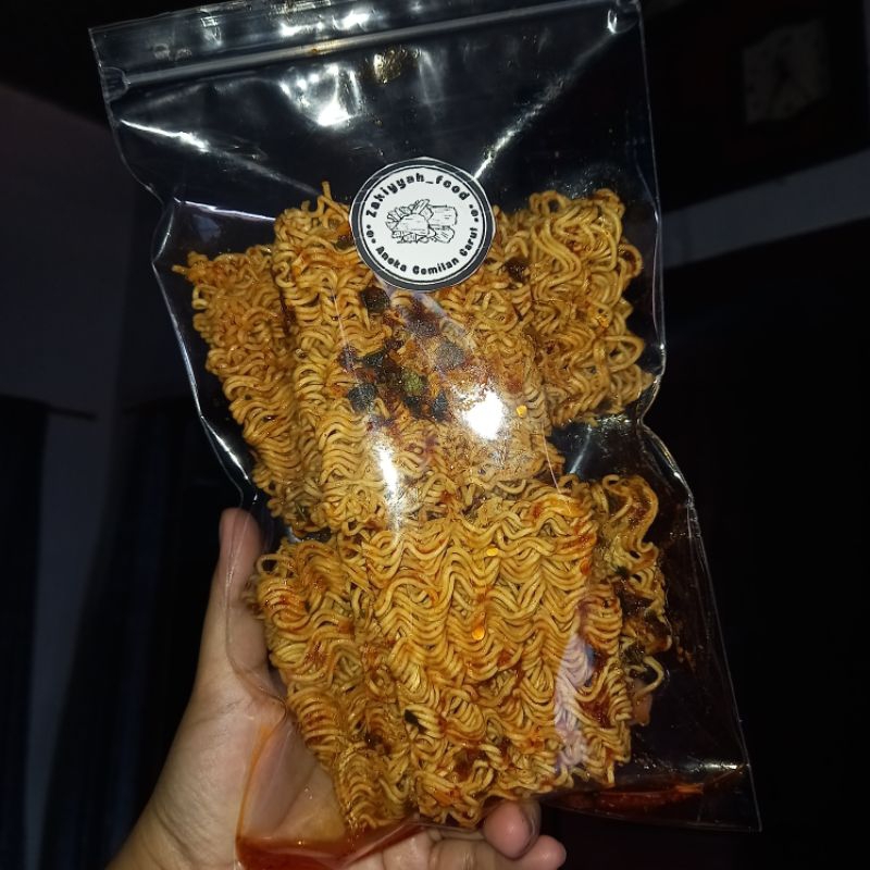 

MIE KRITING KRIUK 250gr PEDAS GURIH AROMA DAUN JERUK