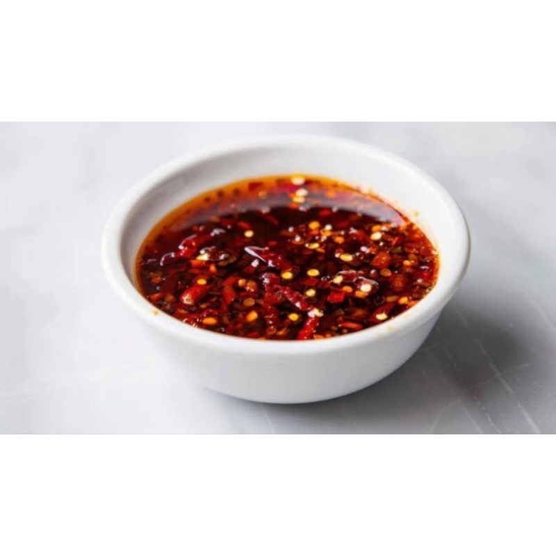 

CHILI OIL PREMIUM 25ML SIAP PAKAI – Rasa Pedas Gurih Siap Pakai untuk Segala Hidangan