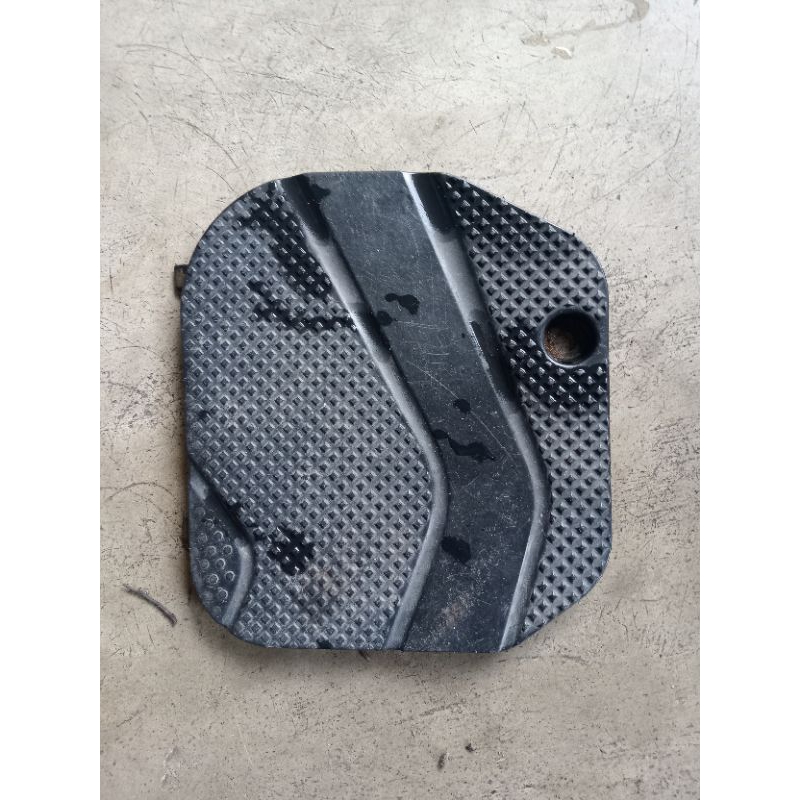 cover tutup aki untuk motor Honda Beat fi ori cabutan tinggal pasang aja barang asli