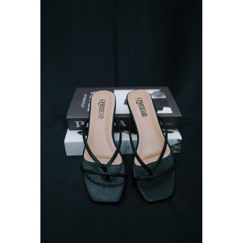 sendal jepit hak tinggi 3cm wanita