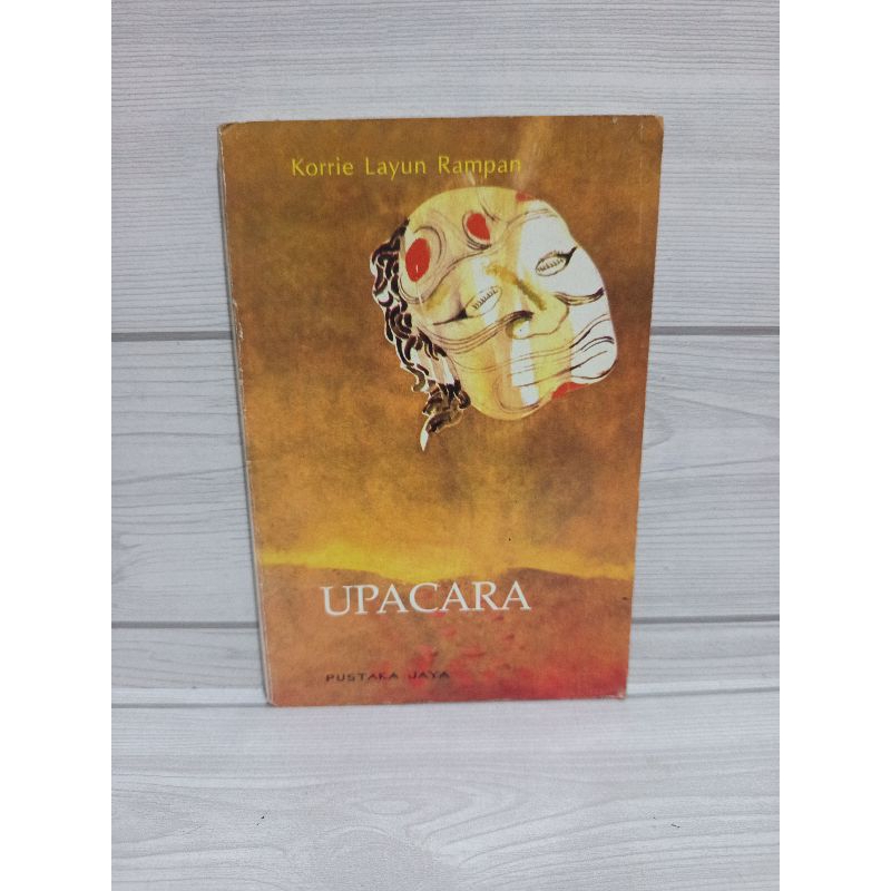 Novel original upacara by Korrie layun rampan